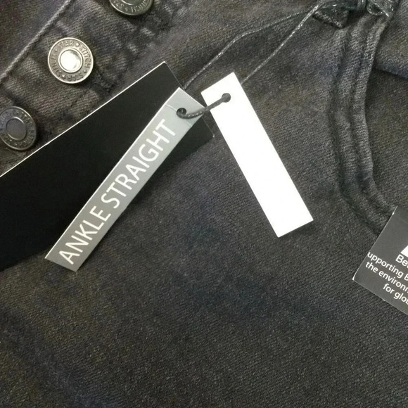 NWT Stitch Star Womens Black Distressed High-Rise Ankle Straight Jeans Size 12 - Picture 7 of 12